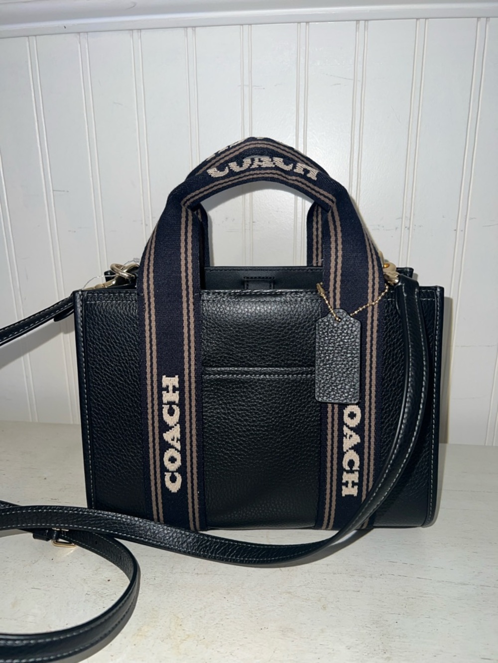 NWT Coach Smith Tote 24 black